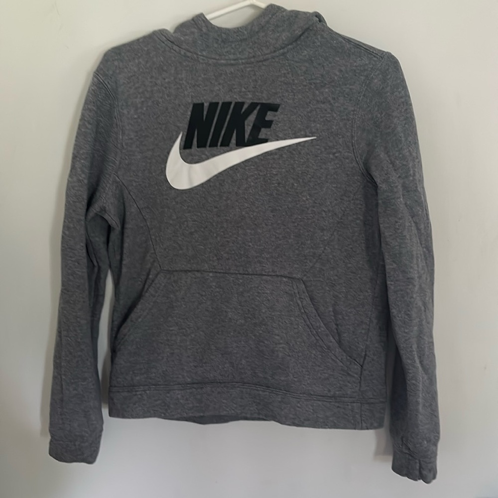 Nike kangaroo hoodie